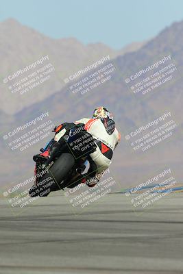 media/Oct-06-2024-Race Pace (Sun) [[d7d39ec7ad]]/10-Turn 9 Backside (1105am)/